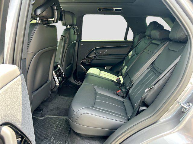 new 2025 Land Rover Range Rover Sport car, priced at $101,225