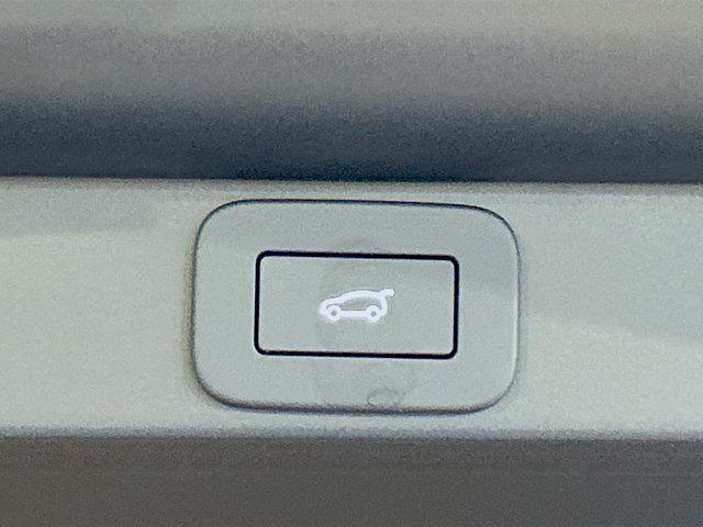 new 2025 Land Rover Range Rover car, priced at $144,055