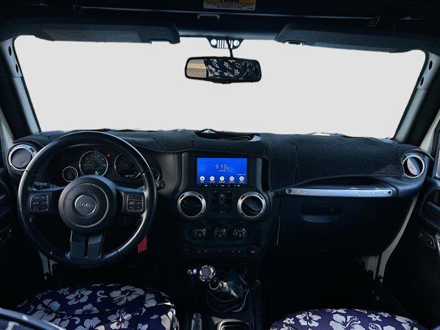 used 2015 Jeep Wrangler Unlimited car, priced at $24,998