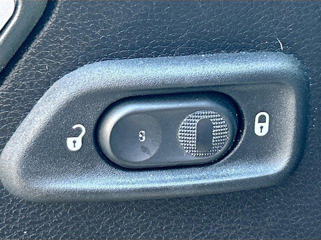 used 2015 Jeep Wrangler Unlimited car, priced at $24,000