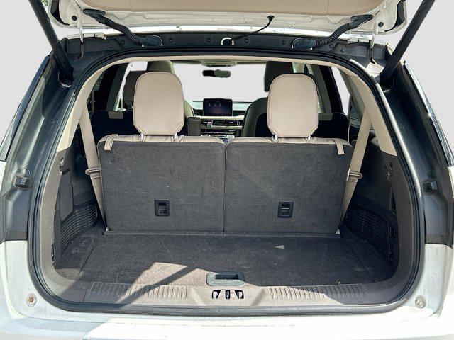 used 2022 Lincoln Aviator car, priced at $37,018