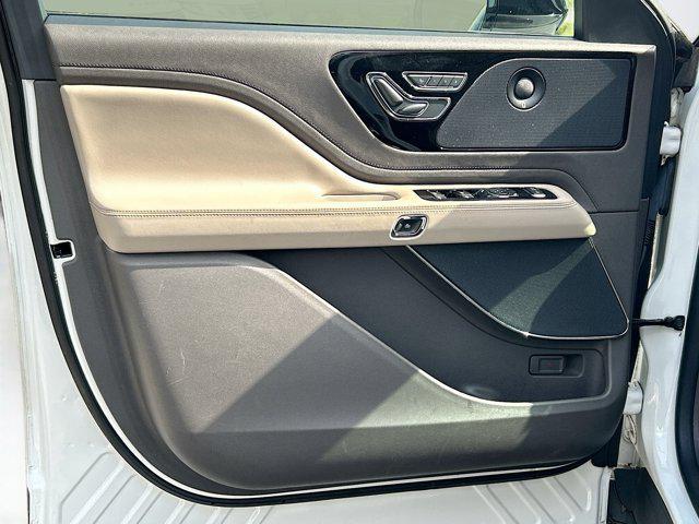used 2022 Lincoln Aviator car, priced at $37,018