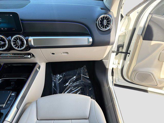 used 2021 Mercedes-Benz GLB 250 car, priced at $22,886