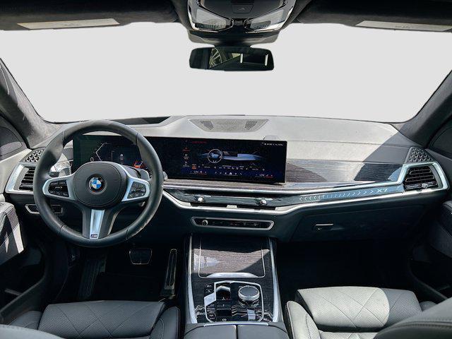 used 2025 BMW X7 car, priced at $80,064