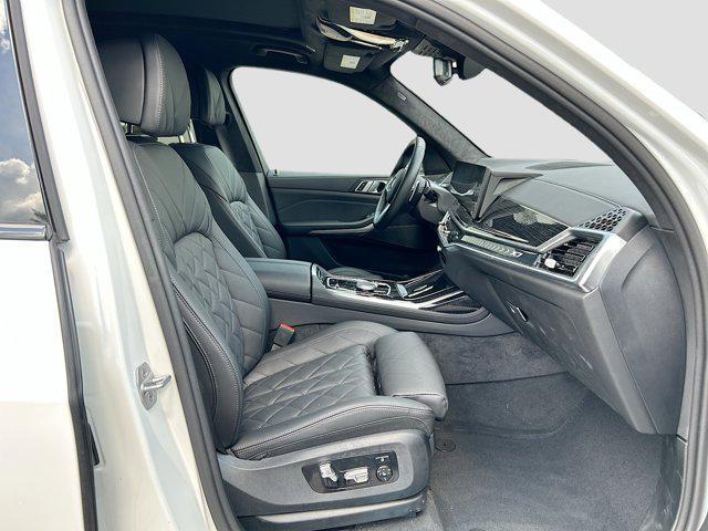 used 2025 BMW X7 car, priced at $80,064