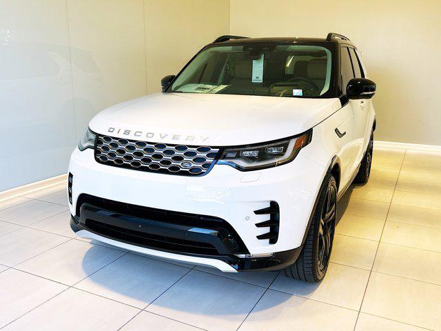 new 2025 Land Rover Discovery car, priced at $85,778