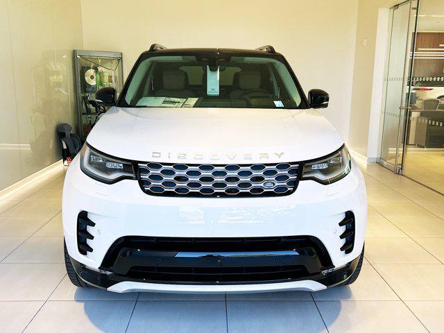 new 2025 Land Rover Discovery car, priced at $85,778