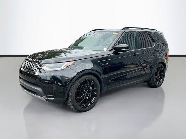 used 2025 Land Rover Discovery car, priced at $58,860
