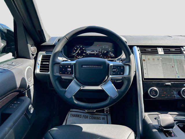 new 2025 Land Rover Discovery car, priced at $71,778
