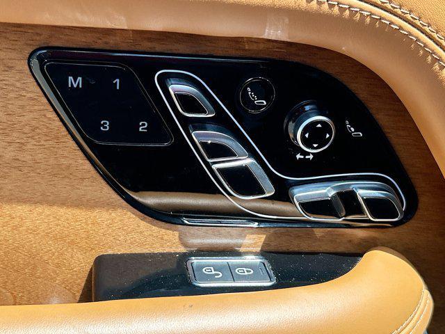 used 2019 Land Rover Range Rover car, priced at $45,166