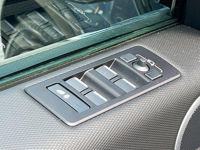 new 2026 Land Rover Discovery car, priced at $76,841