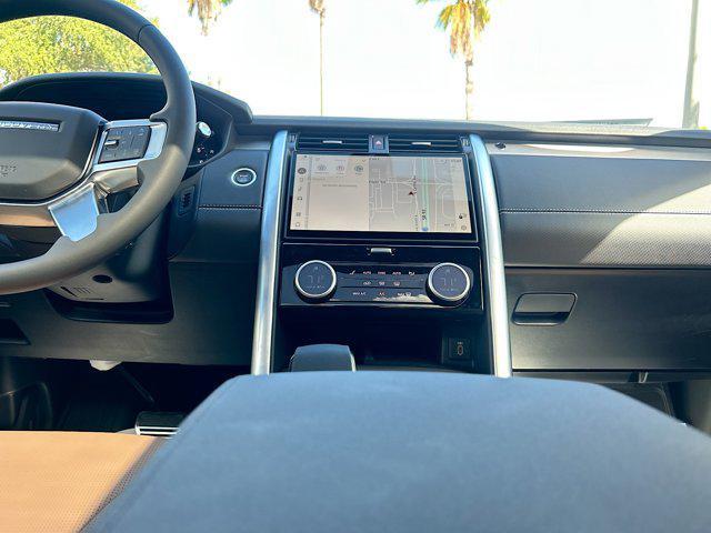 new 2026 Land Rover Discovery car, priced at $76,841
