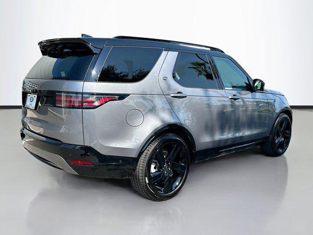 new 2025 Land Rover Discovery car, priced at $73,878