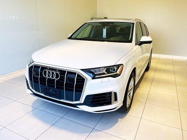 used 2023 Audi Q7 car, priced at $43,989