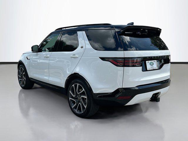 new 2025 Land Rover Discovery car, priced at $82,578