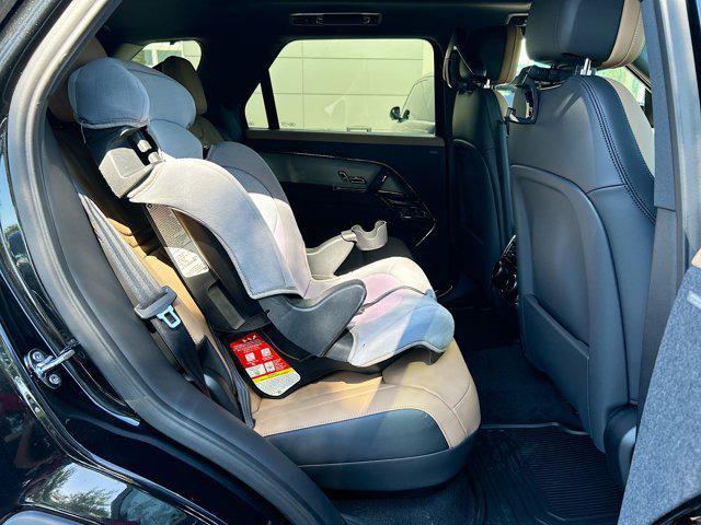 new 2025 Land Rover Range Rover Sport car, priced at $102,265