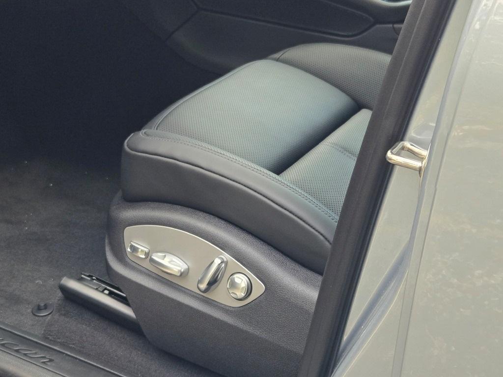 new 2025 Porsche Macan car, priced at $76,525