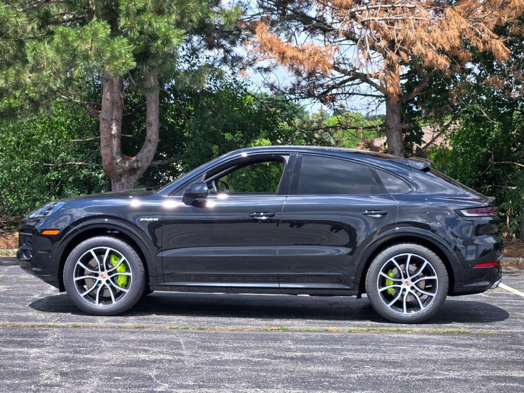new 2025 Porsche Cayenne car, priced at $129,065