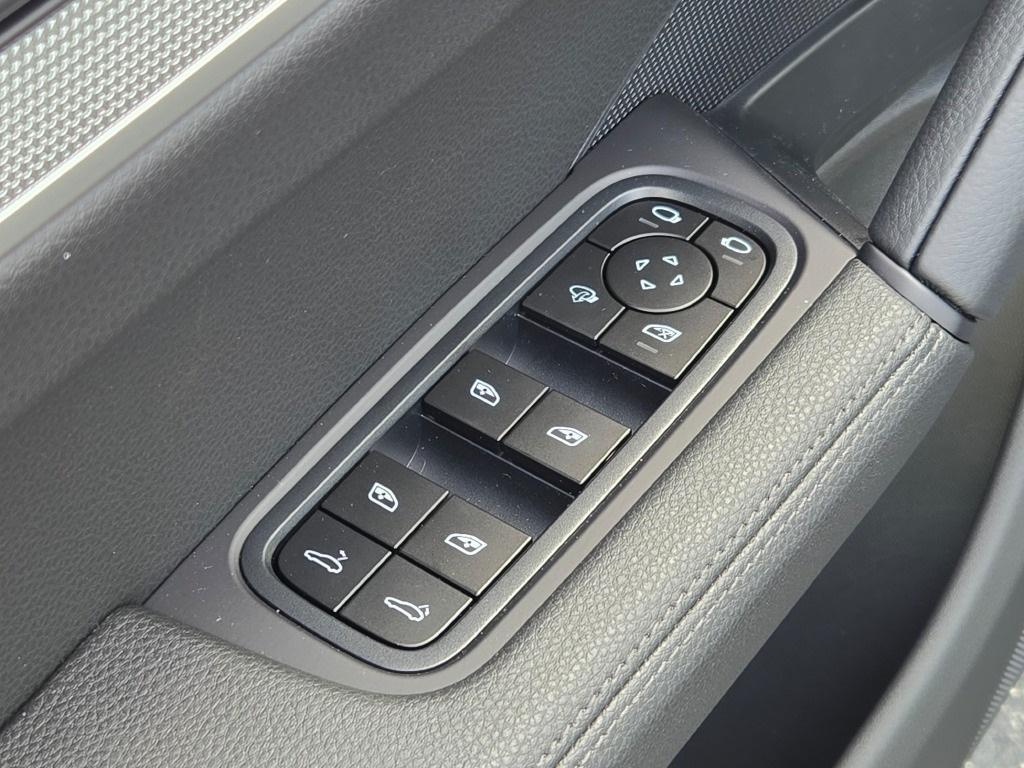 new 2026 Porsche Cayenne car, priced at $142,810