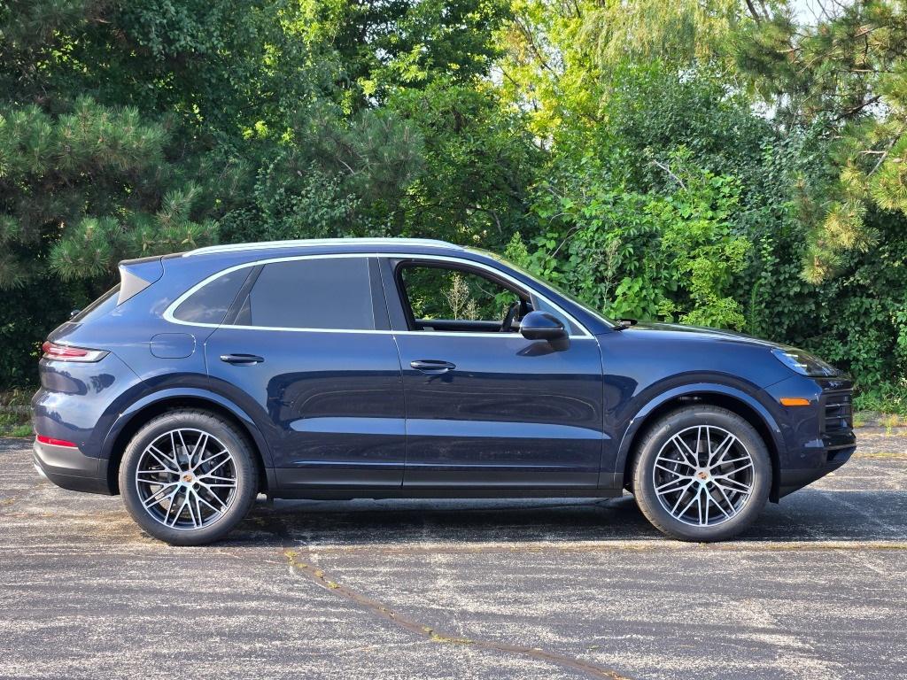 new 2025 Porsche Cayenne car, priced at $102,325