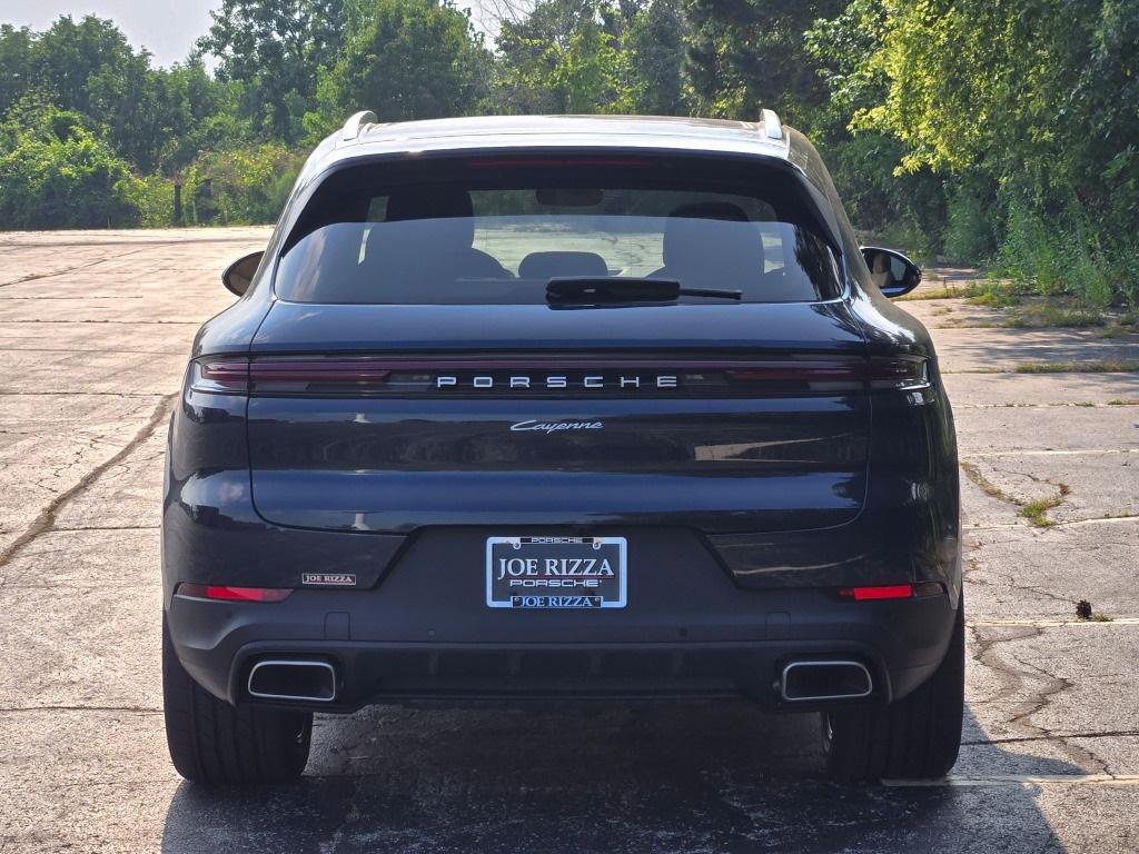 new 2025 Porsche Cayenne car, priced at $102,325