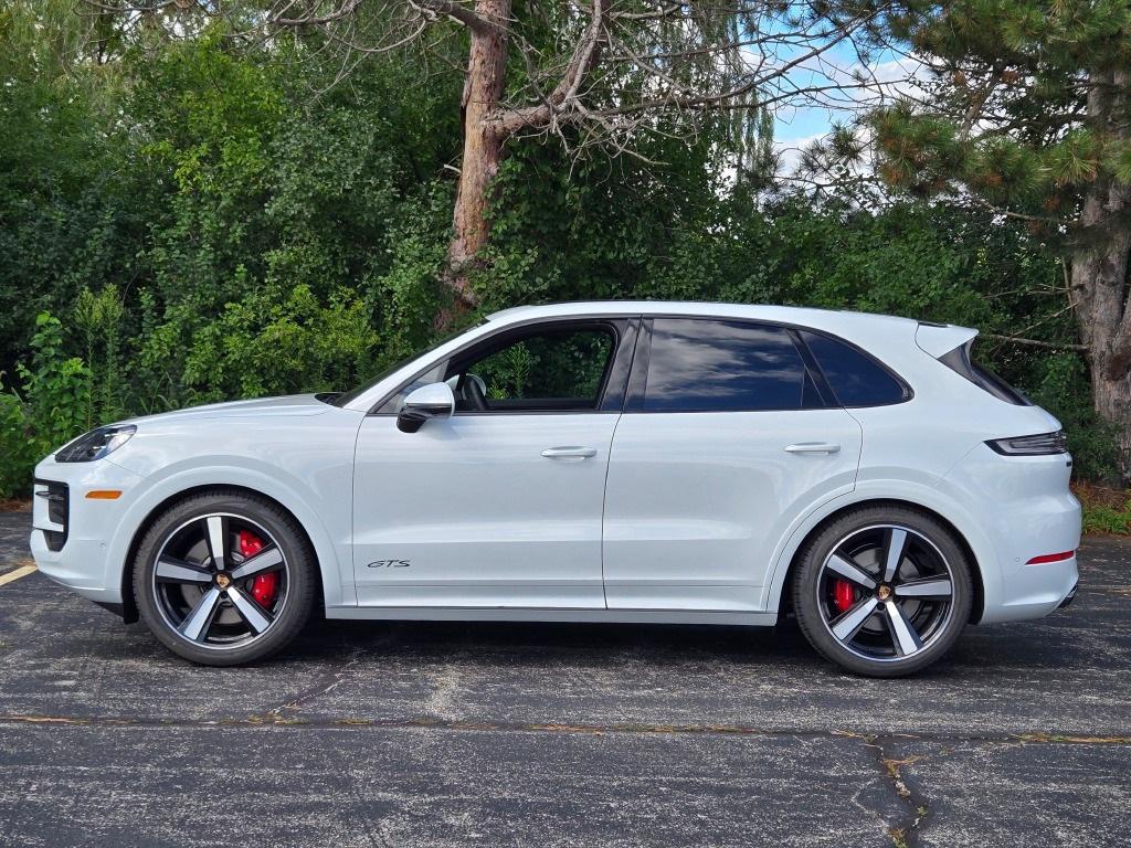 new 2025 Porsche Cayenne car, priced at $160,405