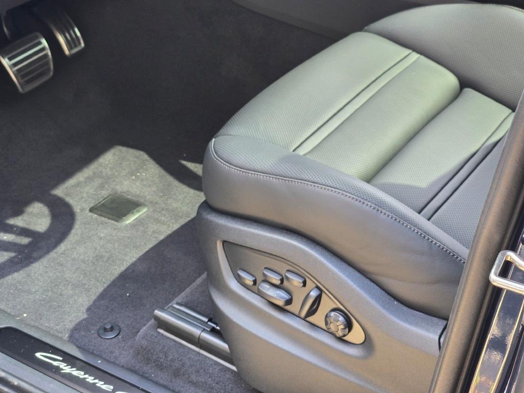new 2025 Porsche Cayenne car, priced at $156,495