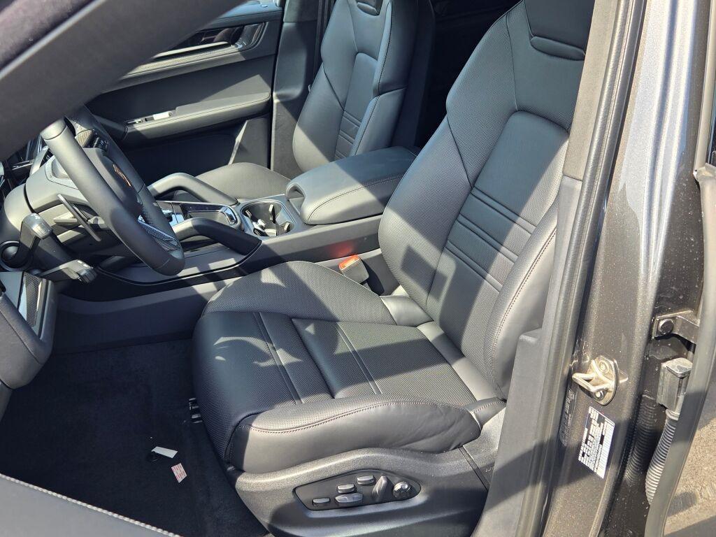 new 2025 Porsche Cayenne car, priced at $157,705