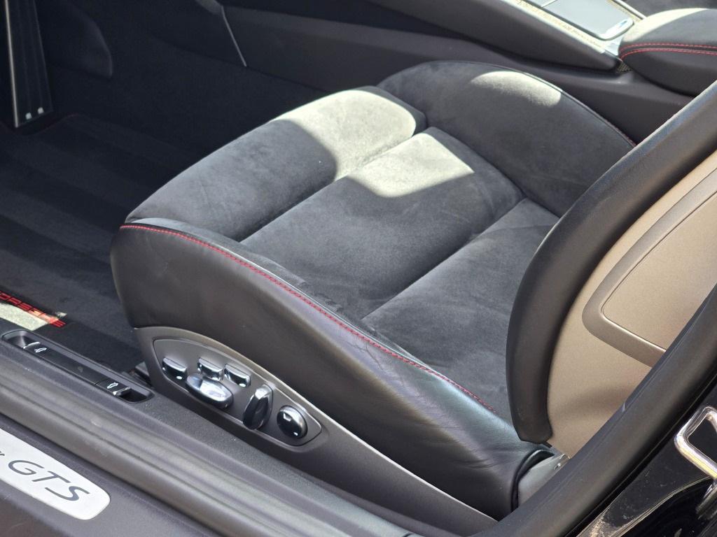 used 2019 Porsche 911 car, priced at $134,990