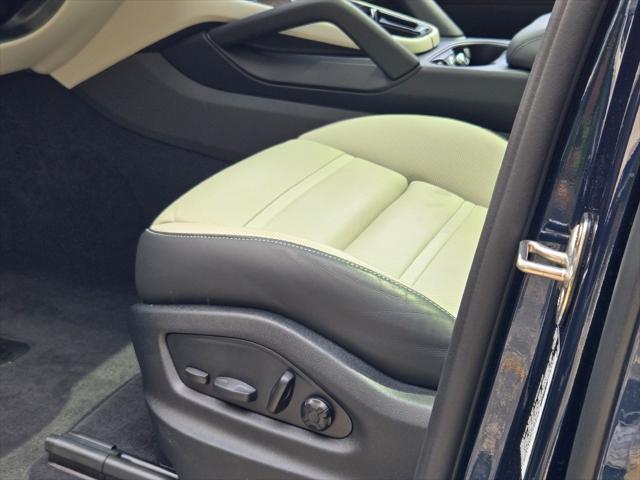 used 2025 Porsche Cayenne car, priced at $99,990