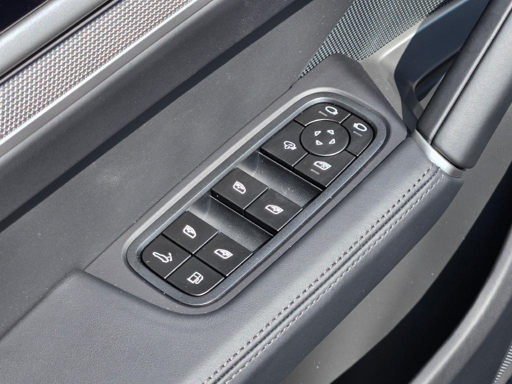 new 2025 Porsche Cayenne car, priced at $145,175