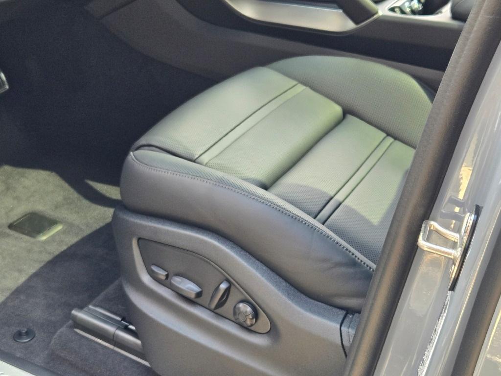 new 2025 Porsche Cayenne car, priced at $145,175