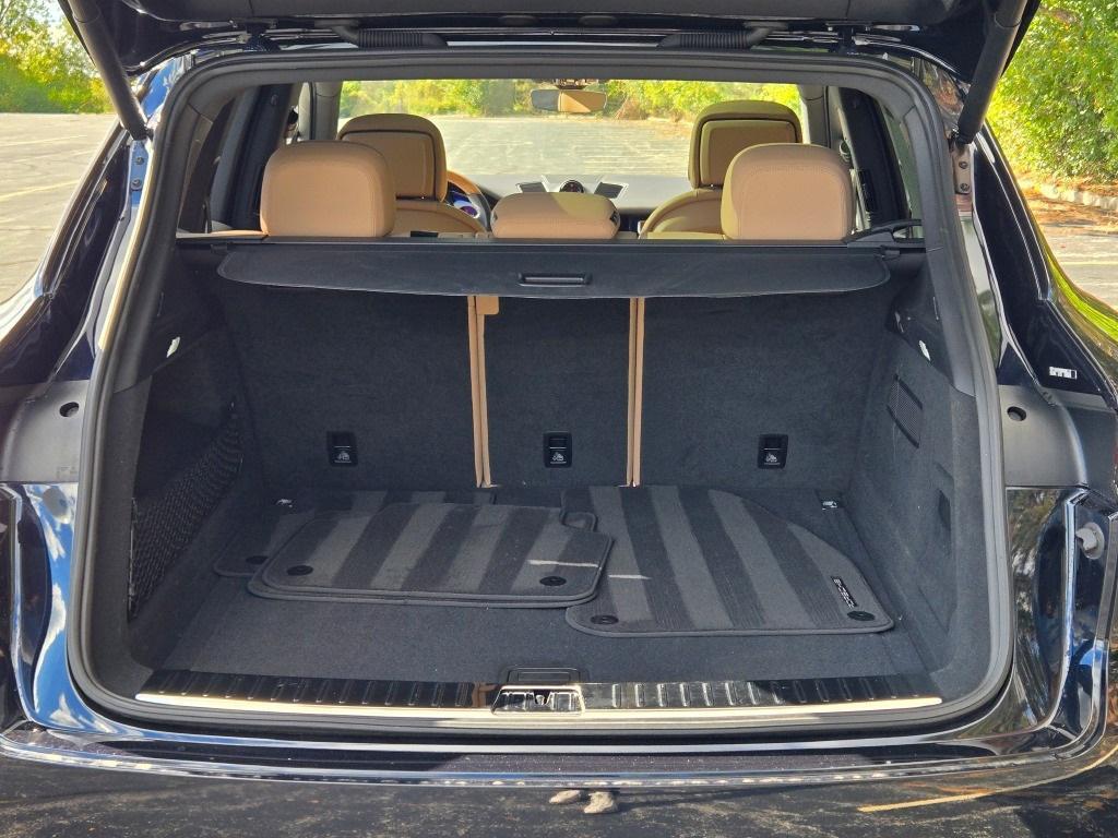 used 2022 Porsche Cayenne car, priced at $64,990