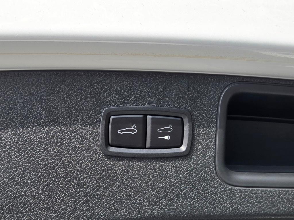 used 2022 Porsche Macan car, priced at $64,490