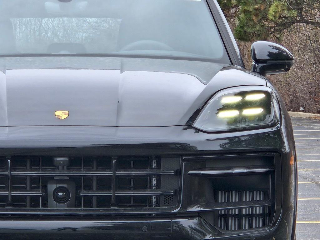 new 2025 Porsche Cayenne car, priced at $130,075