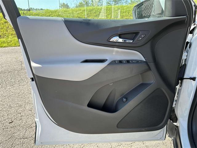 used 2023 Chevrolet Equinox car, priced at $22,887