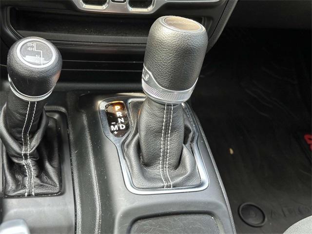 used 2021 Jeep Gladiator car, priced at $32,887