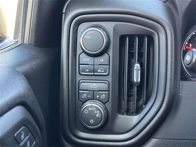 used 2022 Chevrolet Silverado 1500 car, priced at $28,090