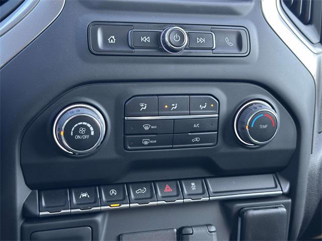 used 2022 Chevrolet Silverado 1500 car, priced at $28,090