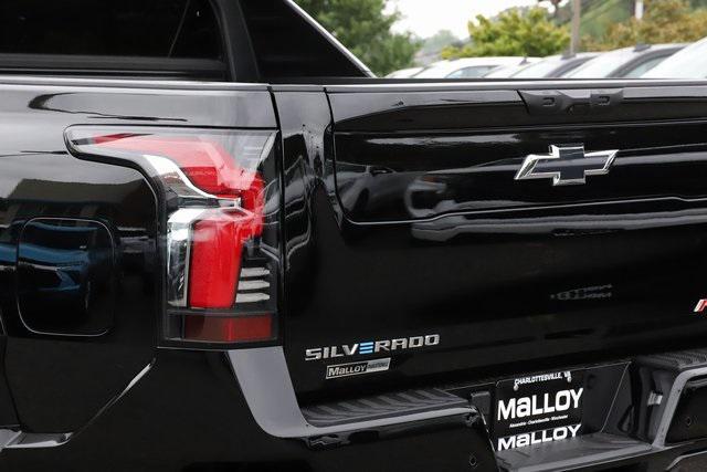 new 2024 Chevrolet Silverado EV car