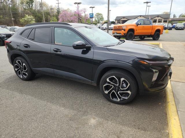 used 2024 Chevrolet Trax car, priced at $21,987