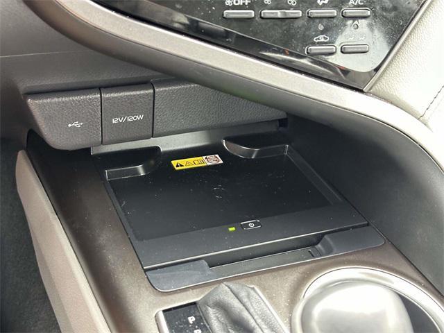 used 2023 Toyota Camry Hybrid car, priced at $29,397