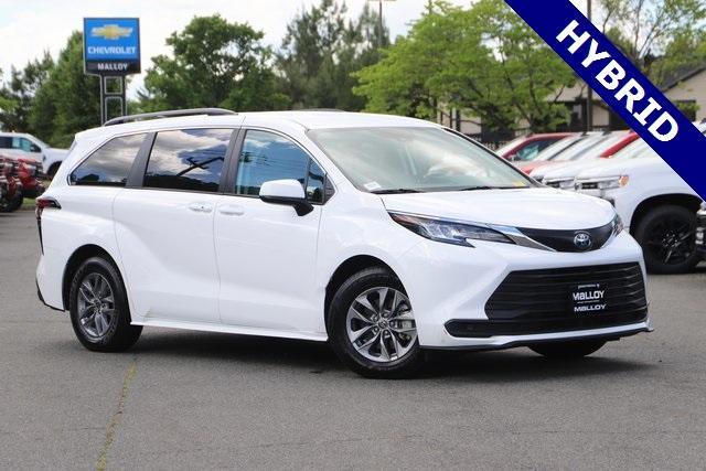 used 2022 Toyota Sienna car, priced at $34,750