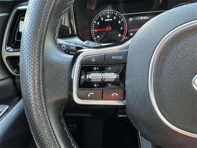 used 2021 Kia Sorento car, priced at $25,387
