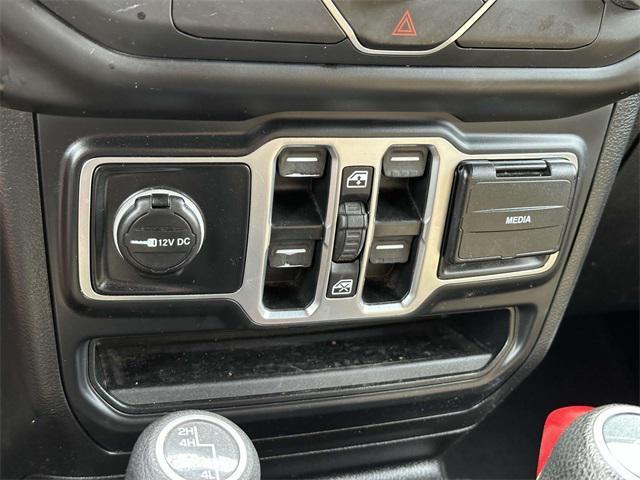 used 2020 Jeep Gladiator car, priced at $25,823