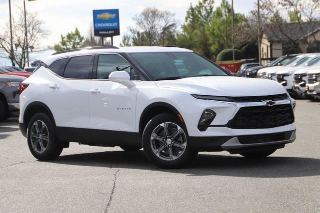 new 2024 Chevrolet Blazer car, priced at $39,115