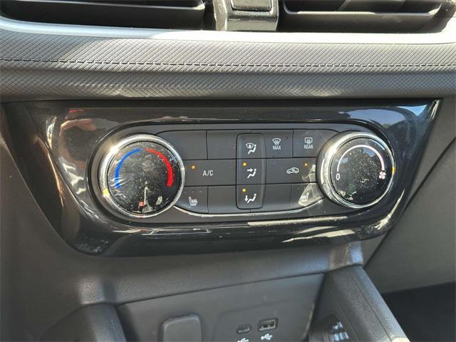 used 2025 Chevrolet TrailBlazer car, priced at $27,998