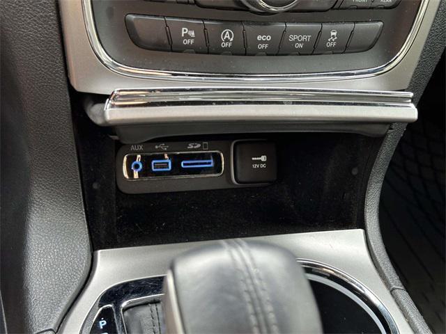 used 2017 Jeep Grand Cherokee car, priced at $18,482