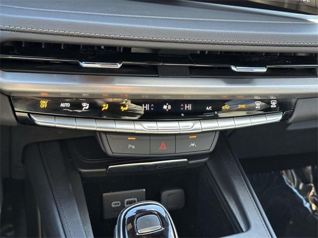 used 2025 Cadillac XT4 car, priced at $36,200