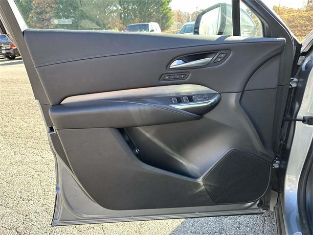 used 2025 Cadillac XT4 car, priced at $36,200